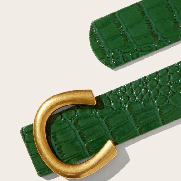 Green Belt | Crocodile Embossed Buckle Belt With Hole Punch - Picture 2 of 3
